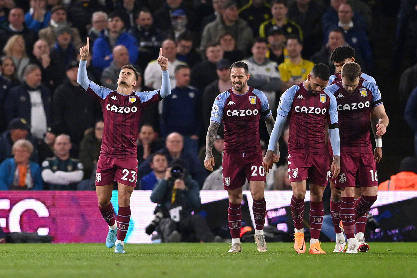 媒体人：孙铭谦在东亚杯比赛时受伤，将缺席与成都的比赛.