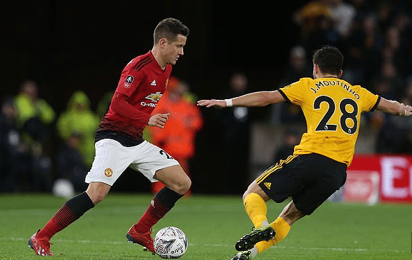 记者：奥萨苏纳右后卫阿雷索接近马竞，交易只剩细节需要敲定.